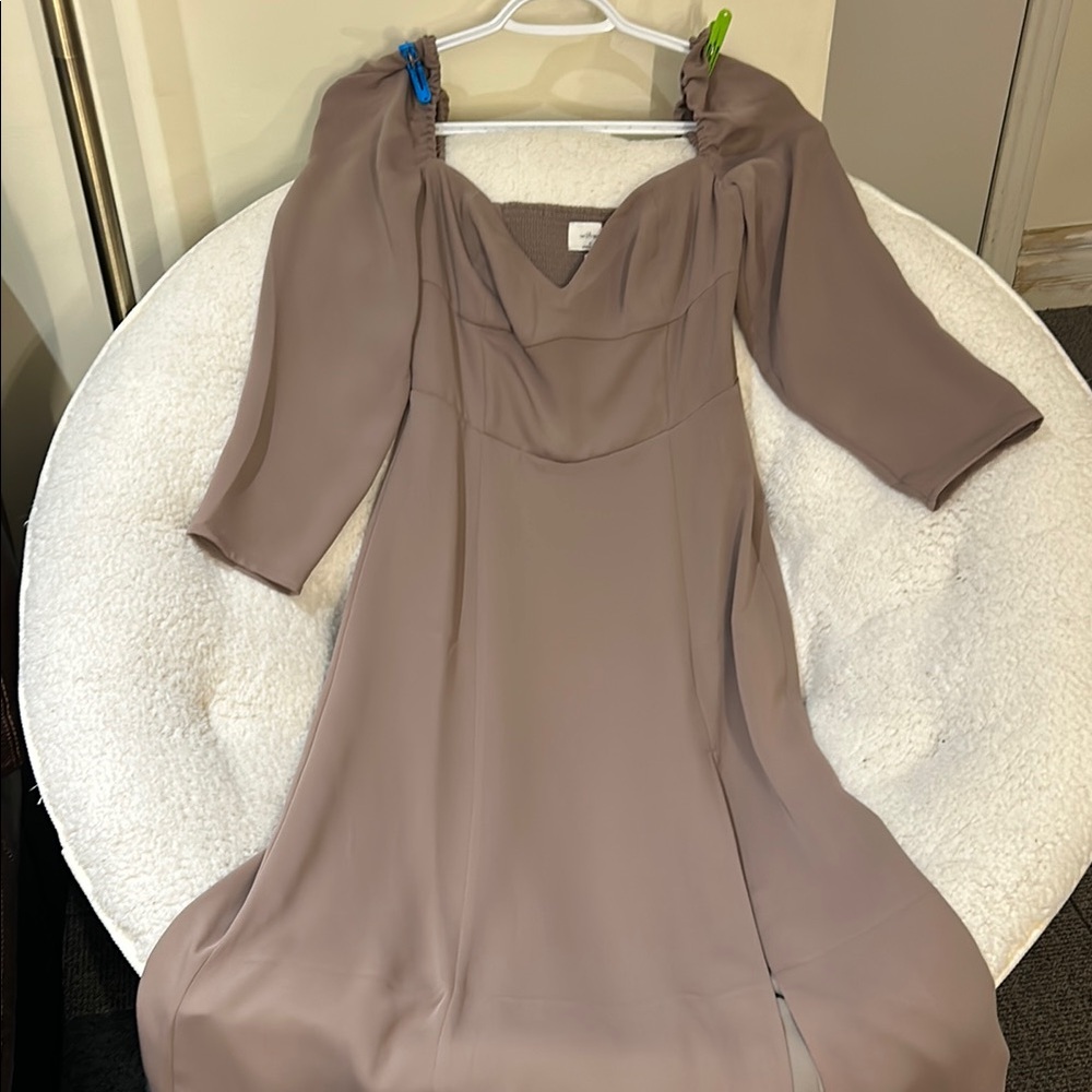 Aritzia Wilfred Tulim Maxi Dress